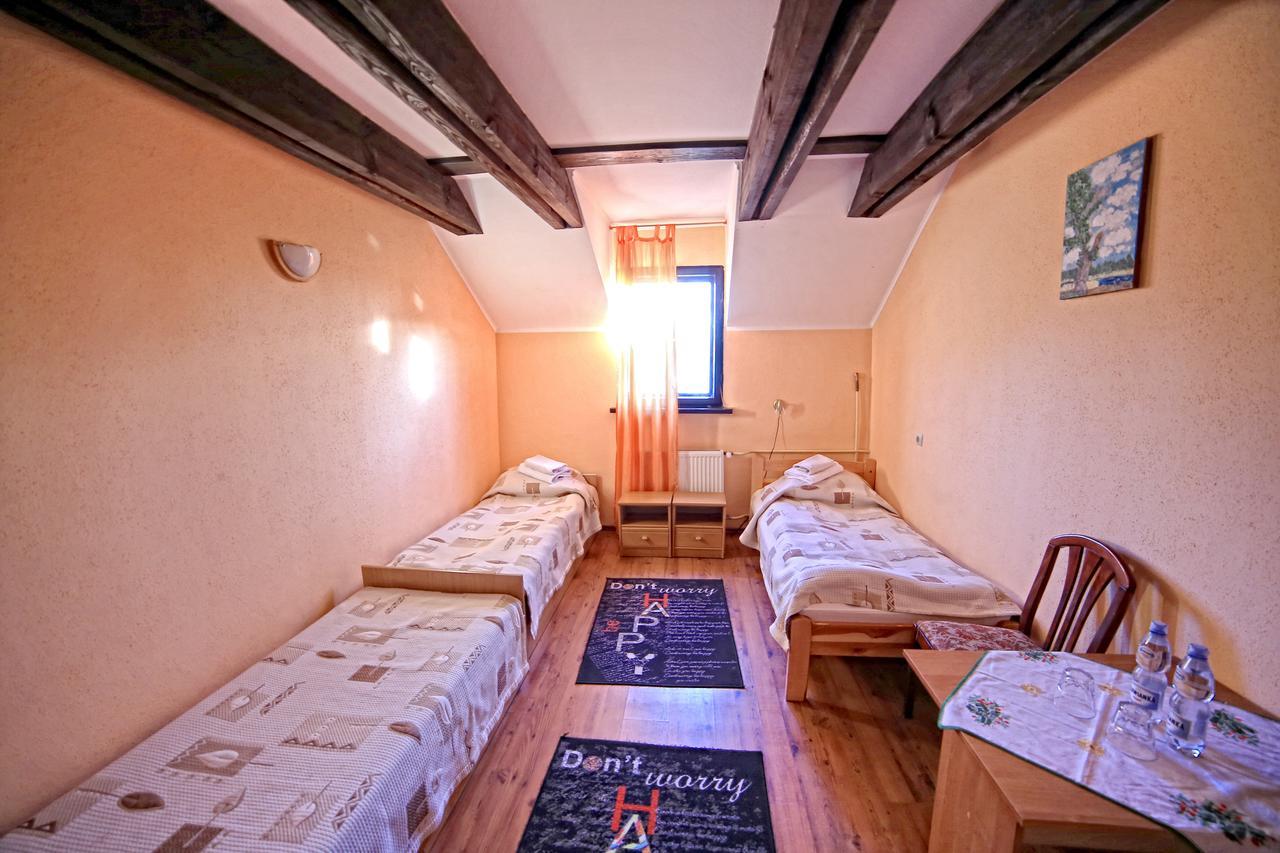 Folwark Tumiany Pokoje & Restauracja Oda fotoğraf
