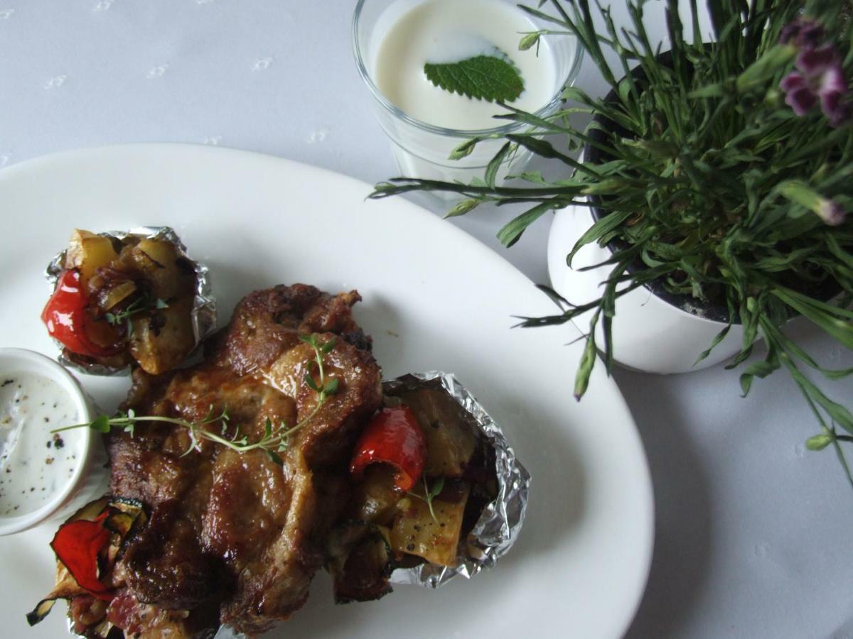 Folwark Tumiany Pokoje & Restauracja Dış mekan fotoğraf