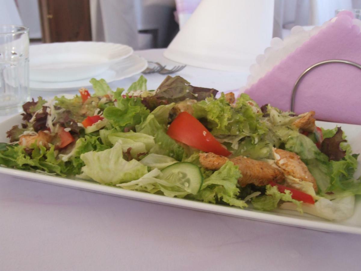 Folwark Tumiany Pokoje & Restauracja Dış mekan fotoğraf